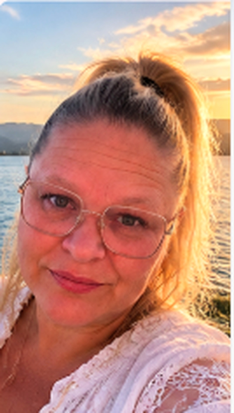 Real portrait of Susanna Elemuo
